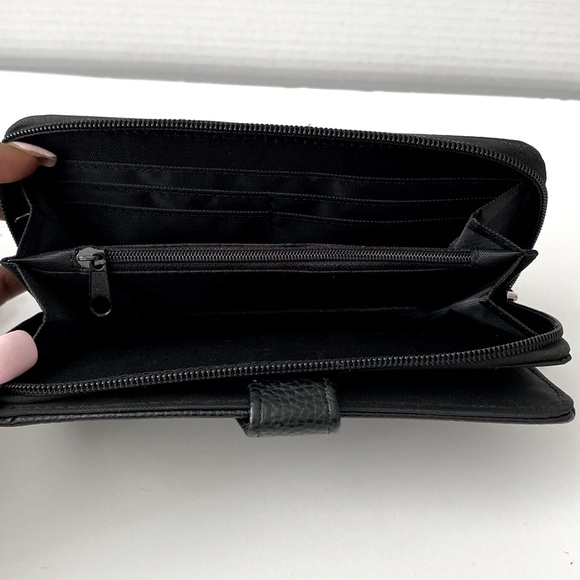 Stone New York Black Wallet | Multi-Card Organizer with Zipper Pocket - Picture 2 of 3